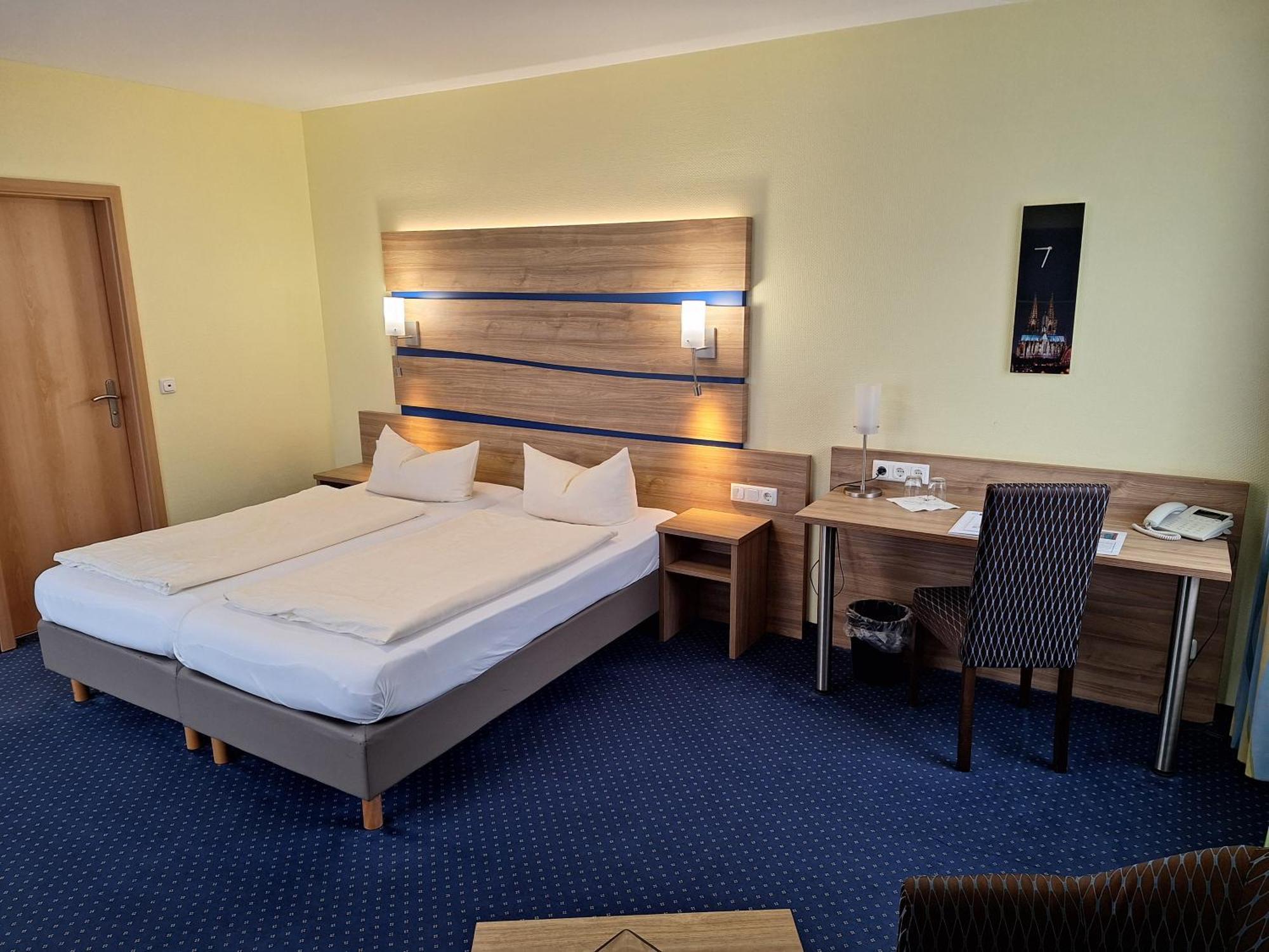 Hotel Am Freischuetz Hürth Zewnętrze zdjęcie