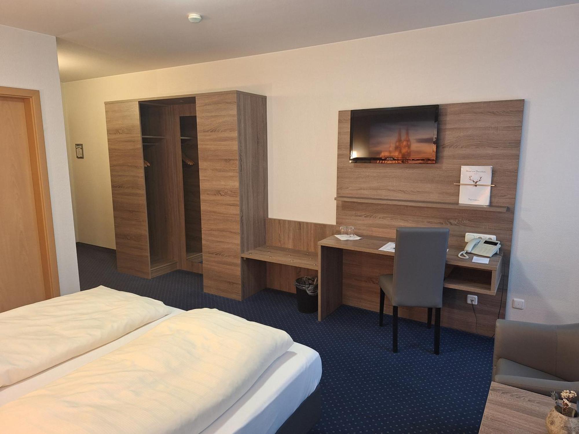 Hotel Am Freischuetz Hürth Zewnętrze zdjęcie