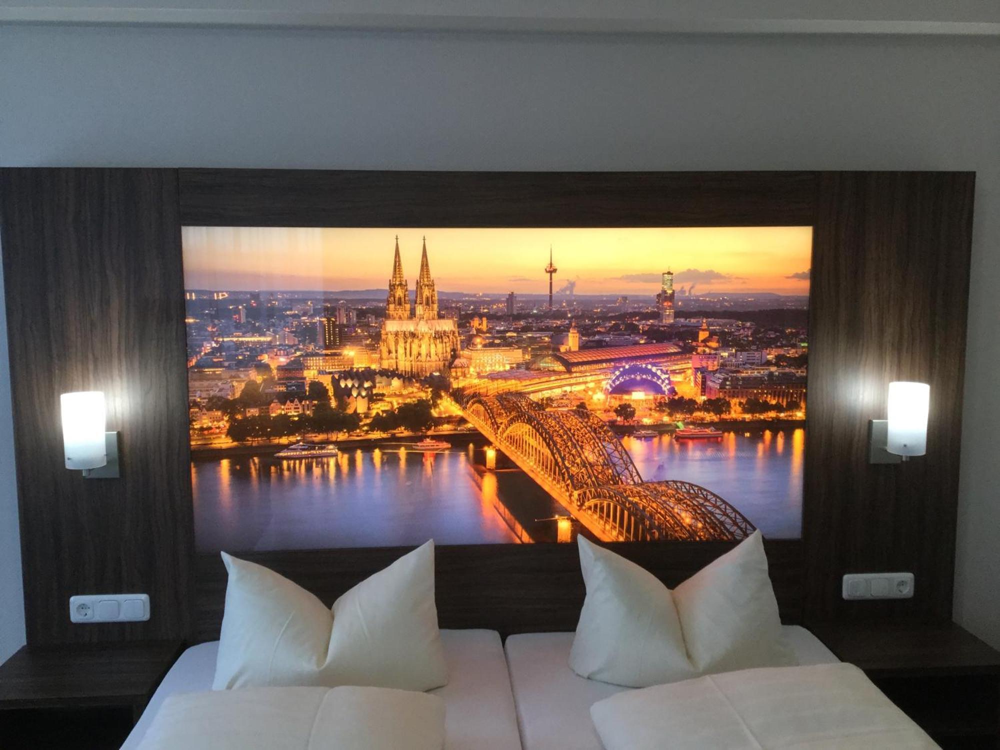Hotel Am Freischuetz Hürth Zewnętrze zdjęcie