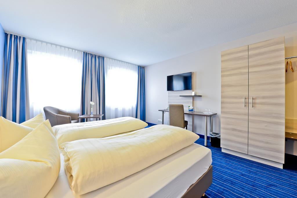 Hotel Am Freischuetz Hürth Zewnętrze zdjęcie